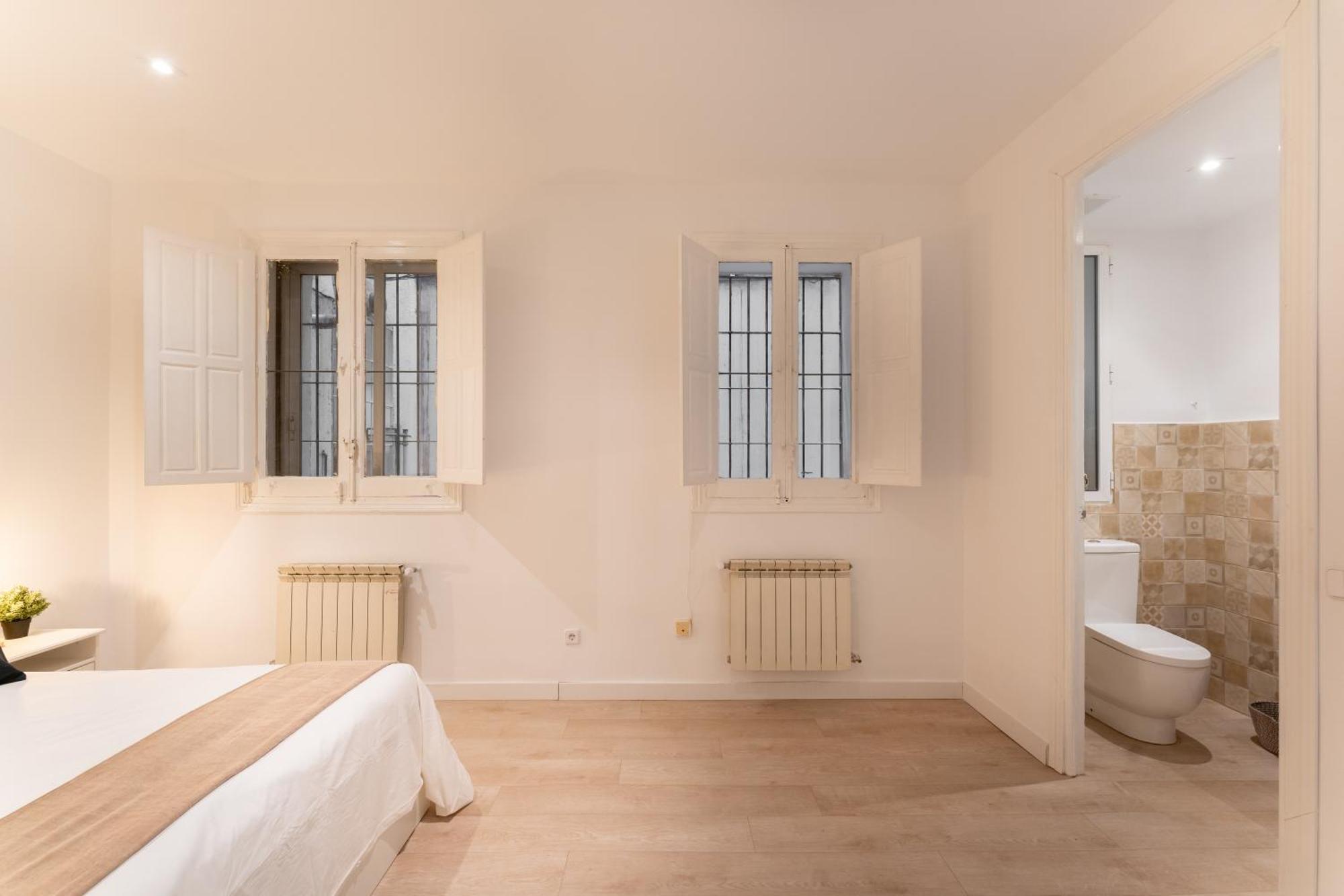 Luxe Apartment In Chamberi Chic Madrid Esterno foto