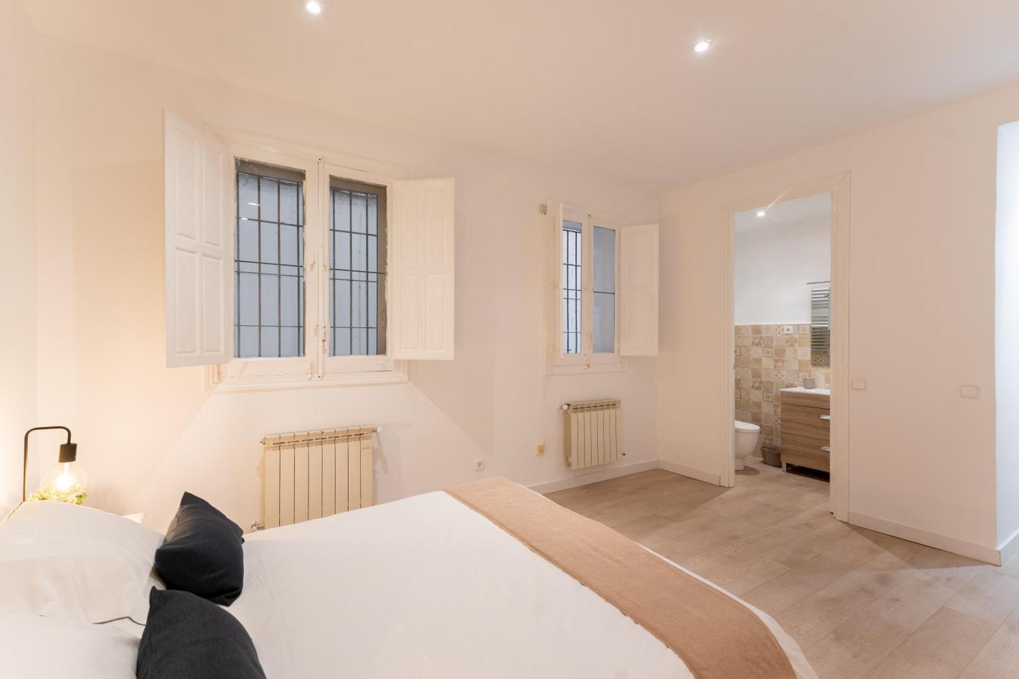 Luxe Apartment In Chamberi Chic Madrid Esterno foto